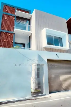 Luxury 3 Story House for Sale in Wattala