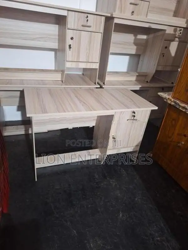 4×2 Office Tables