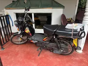 TVS XL 100 2025