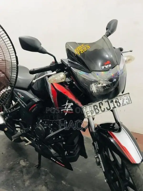 TVS Apache RTR 160 2015