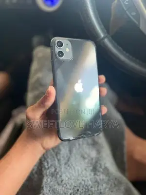 Apple iPhone 11 (Used)