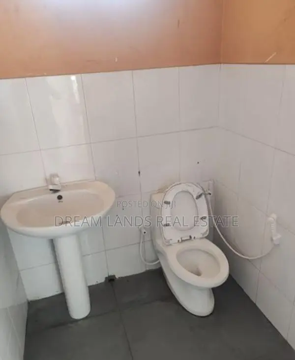☆ Kalubovila 1St floor Shop Space For Rent ( R- 702 )