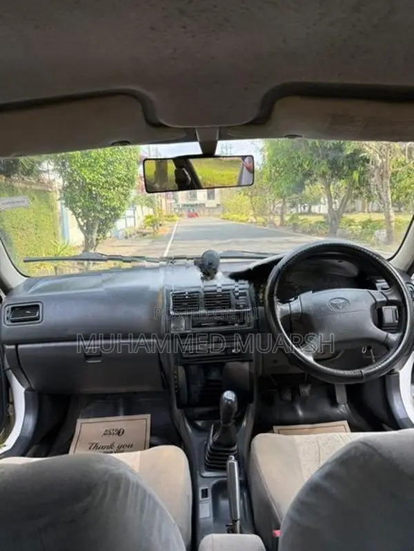 Toyota Sprinter 2001