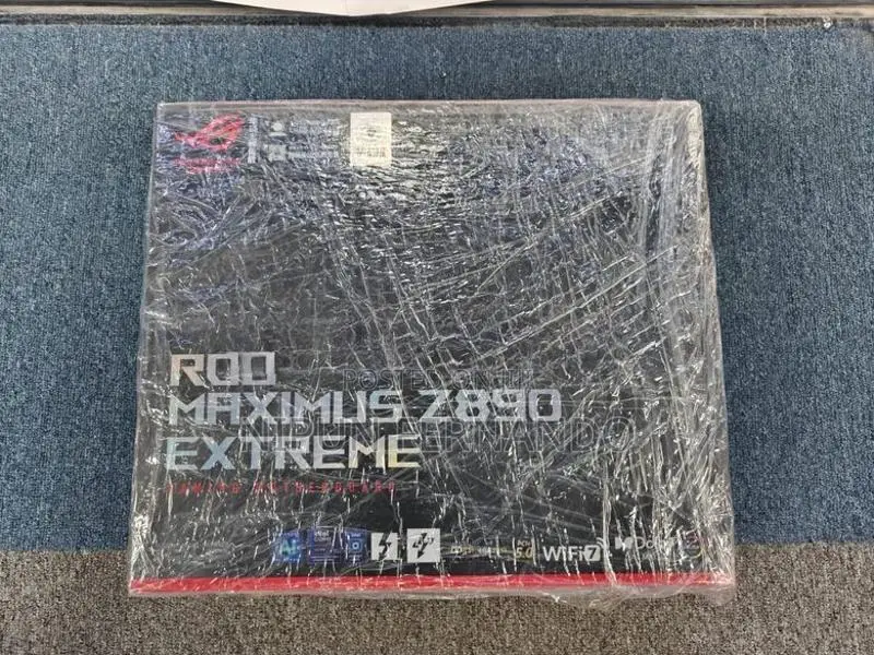 ASUS ROG Maximus Z890 Extreme Motherboard