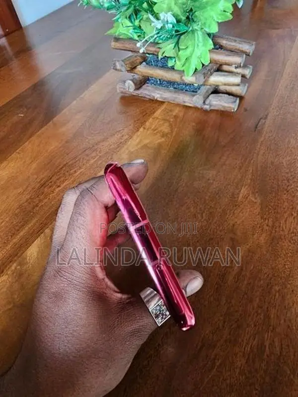 LG Velvet 5G (Used)