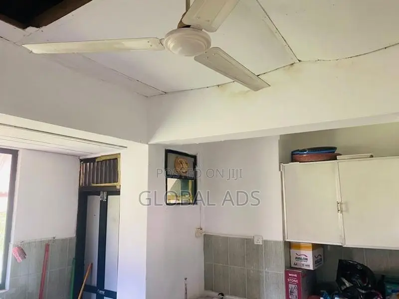 Flat House For Sale in Elvitigala – Colombo 5