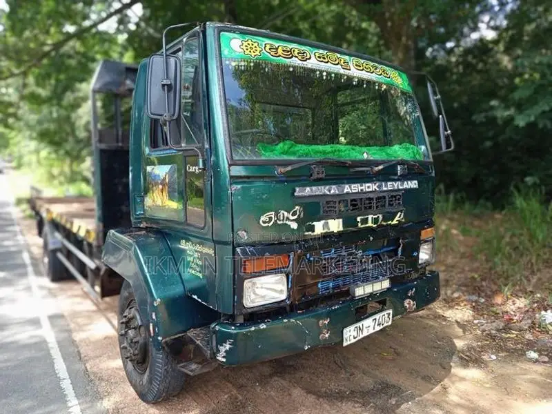 Ashok Leyland Tusker 2004