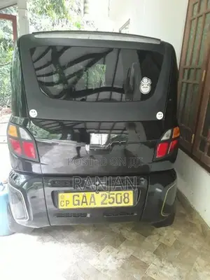 Bajaj Qute 2020