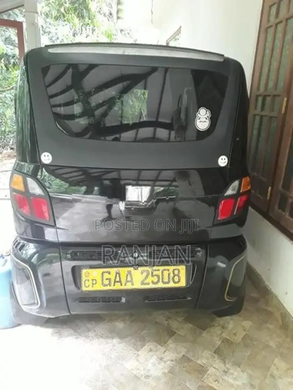 Bajaj Qute 2020