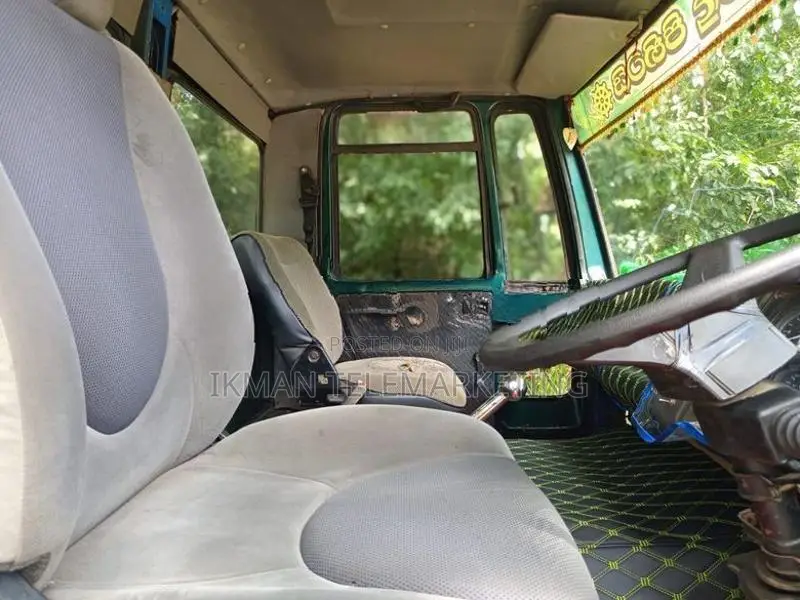 Ashok Leyland Tusker 2004