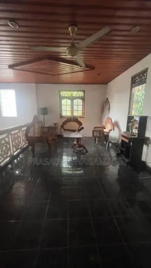 House is for Rent in Kadawatha