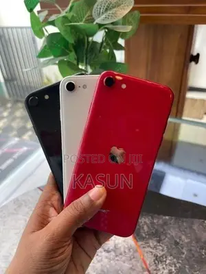 Apple iPhone SE 2 (Used)