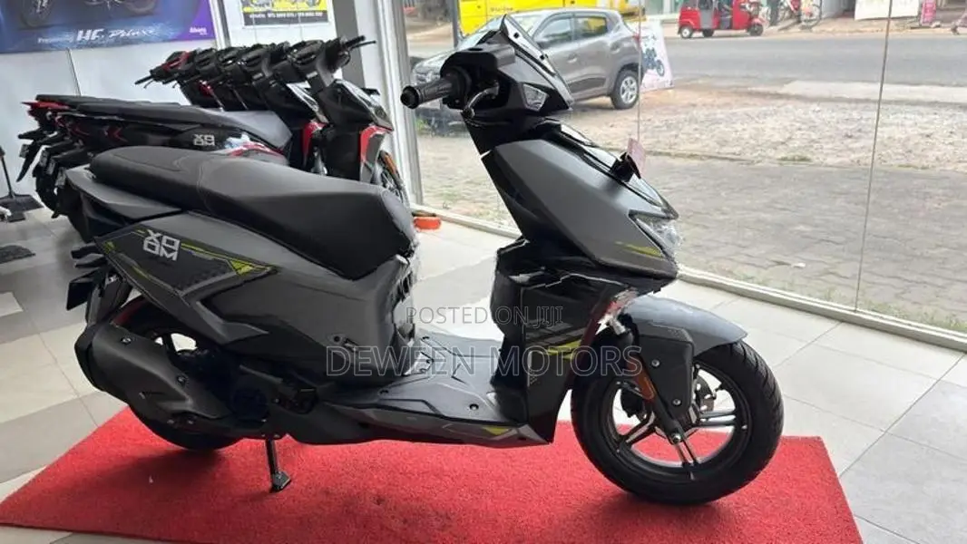 Hero Xoom 110 Combat 2027