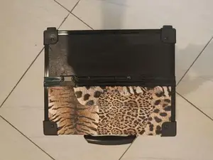 Makeup with Box