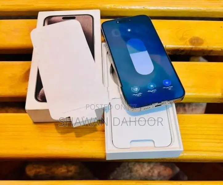 Apple iPhone 15 Pro Max 1TB (Used)