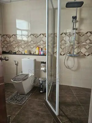 Fully Furnished 2 BR spacious apartment in Colo 07