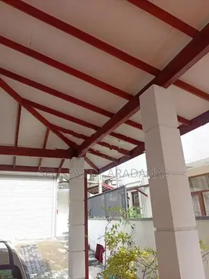 House For Sale in Thalawathugoda