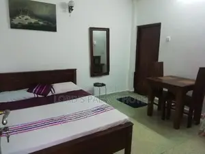 Lovely Room with separate Entrance Colombo 6