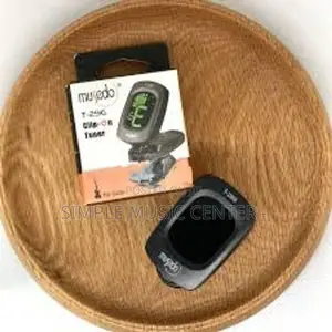Musedo T-29C Clip-on Chromatic Universal Digital Guitar Tuner