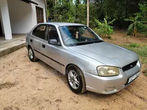 Hyundai Accent 2001