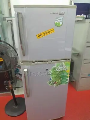 Singer 5Ft D/Door Fridge