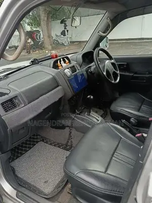 Mitsubishi Pajero 2000