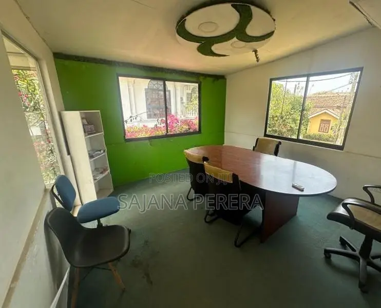 Office Building Warehouse Space for Rent Moratuwa