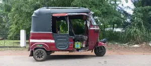 Bajaj RE 2000