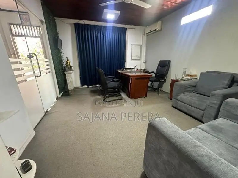 Office Building Warehouse Space for Rent Moratuwa