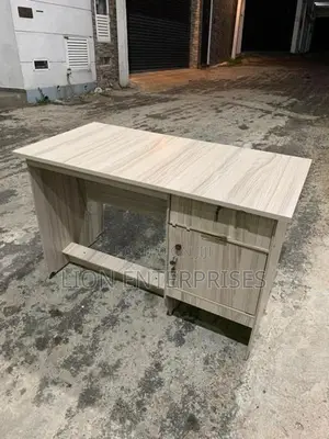 4×2 Modern Office Tables