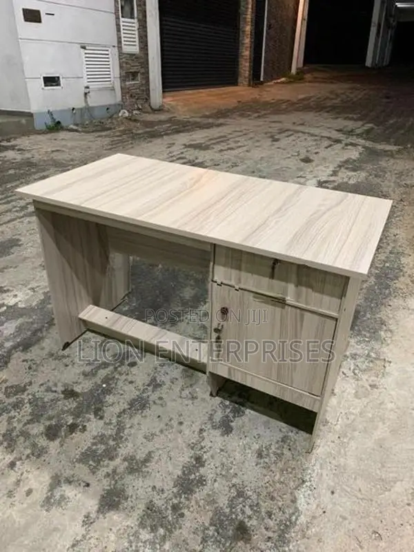 4×2 Modern Office Tables