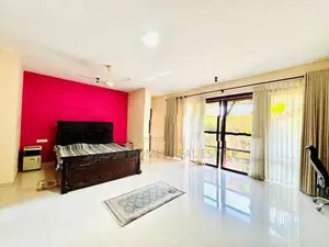 Modern Luxury Home for Sale in Battaramulla