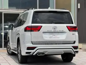 Toyota Land Cruiser Sahara ZX Grade 2026