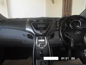 Hyundai Elantra Full Option 2013