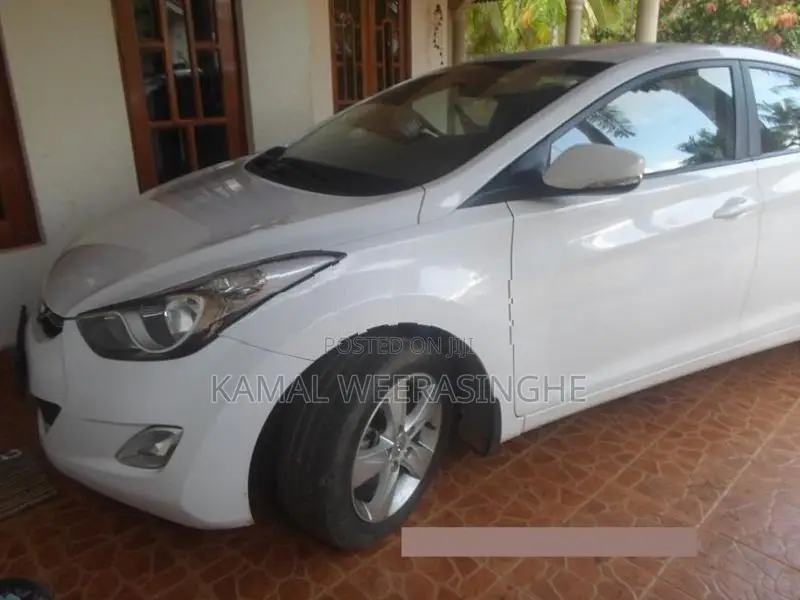Hyundai Elantra Full Option 2013