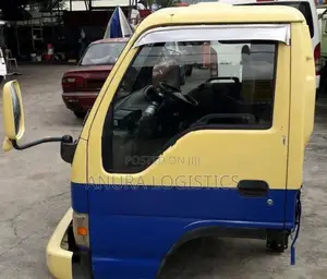 Isuzu ELF Cabin 1998