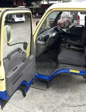 Isuzu ELF Cabin 1998