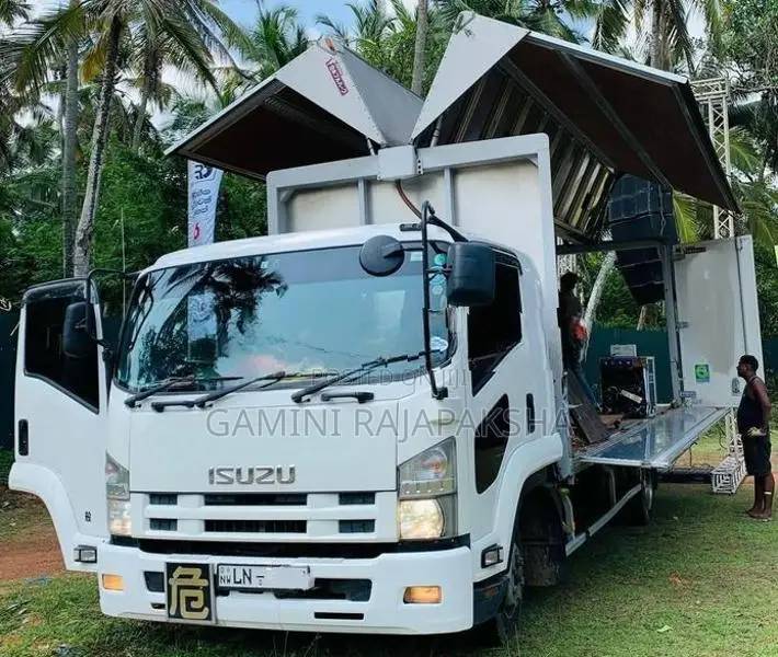 Isuzu Forward FRR 90 2009