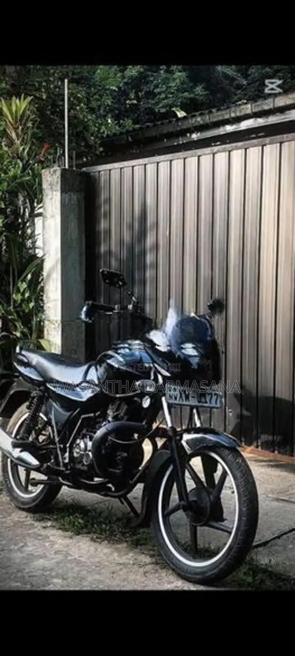 Bajaj Discover 2012