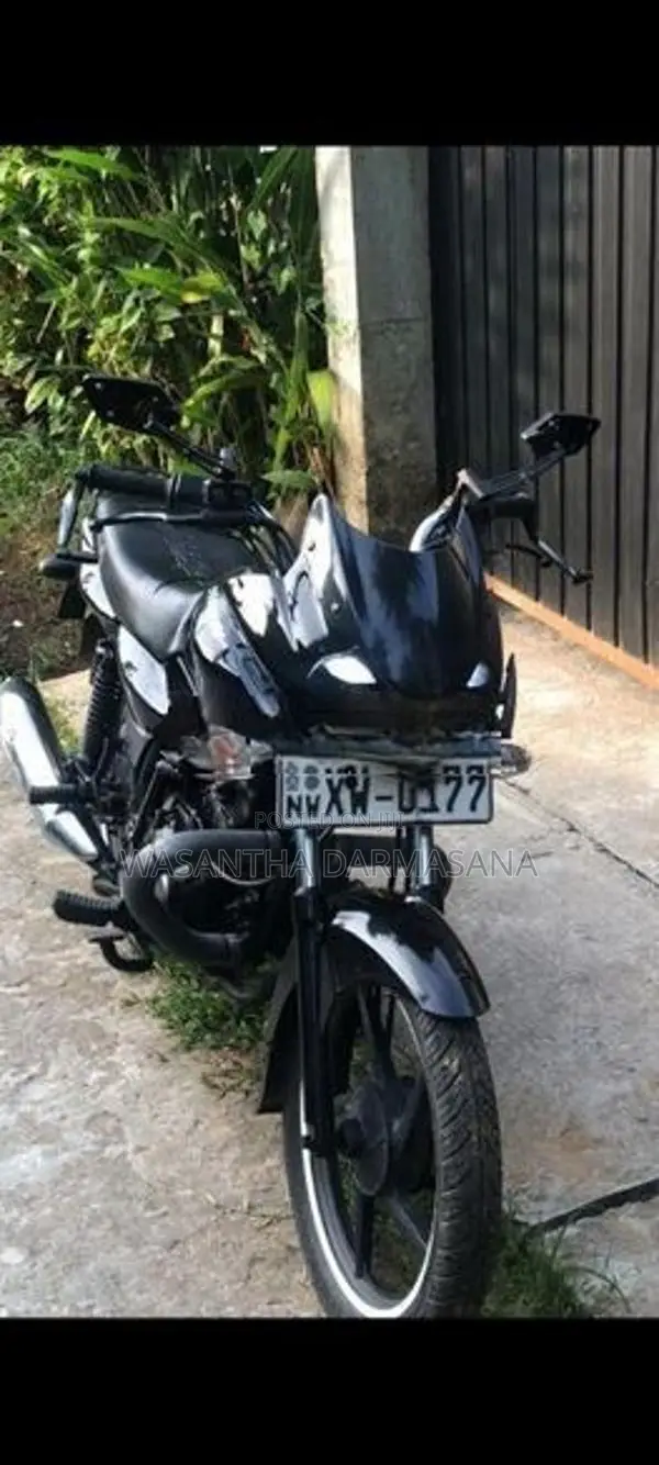 Bajaj Discover 2012