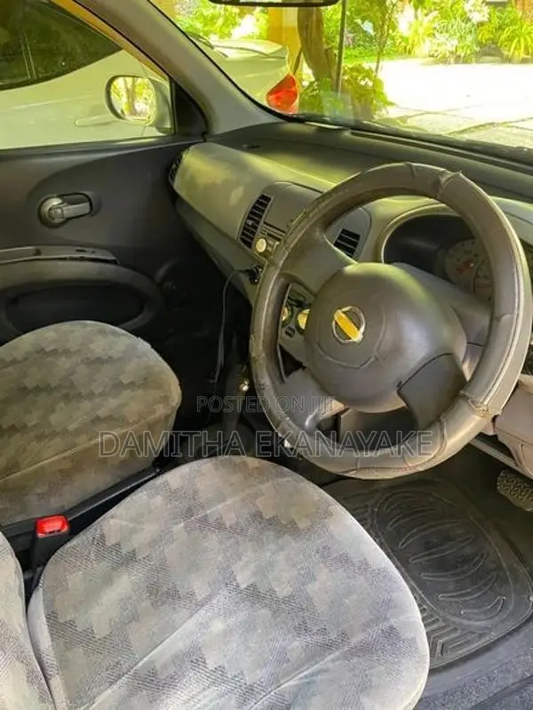 Nissan March K12 2002