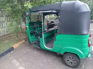 Bajaj RE 2008