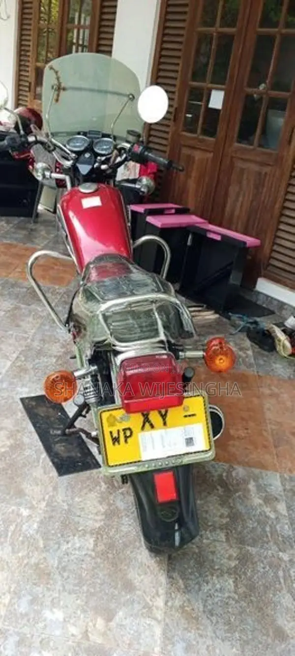 Suzuki GN 125 2008