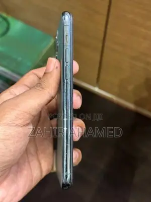 Apple iPhone 11 Pro (Used)