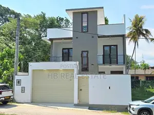 Super Luxury Three Storey House for Sale in Gorakapitiya Road, Kottawa