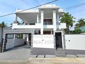 Newly Build Luxury Three Storey House for Sale Kahathuduwa