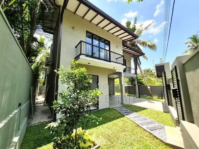 Newly Build Luxury Three Storey House for Sale Kottawa