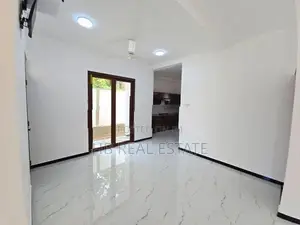 Super Luxury Three Storey House for Sale in Gorakapitiya Road, Kottawa