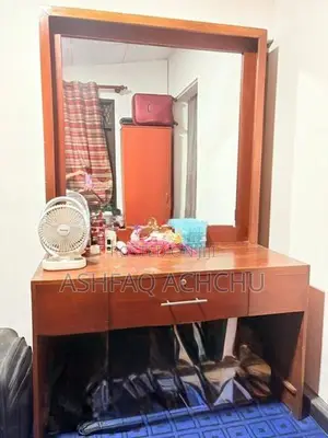 Bed Room Furniture Set