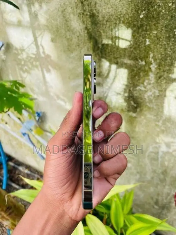 Apple iPhone 14 Pro 256GB (Used)